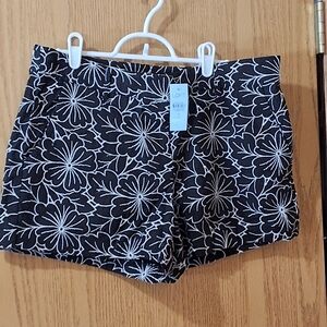 LOFT Cotton Floral Embroidered Shorts Petite 10 NWT